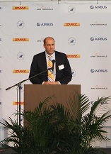 APM Terminals Mobile helps commemorate first jetliner component delivery