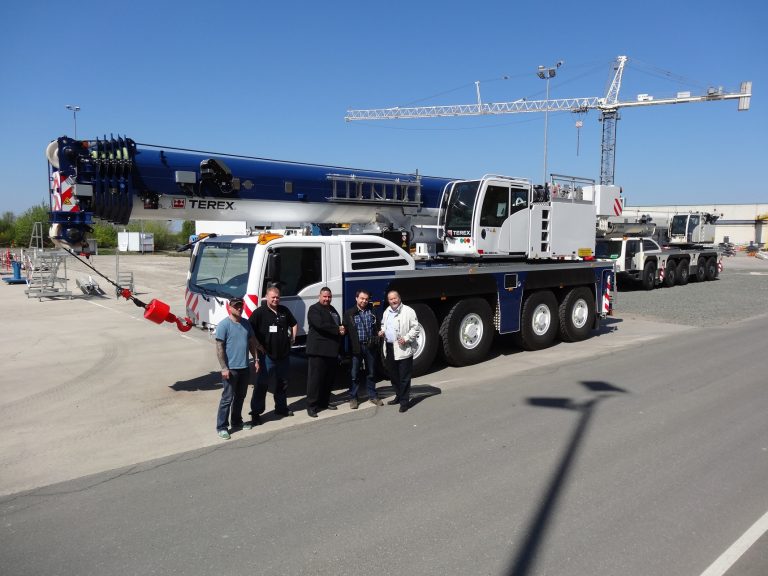 Czech company Mrozek AG takes delivery of Terex AC 100/4L and Terex Explorer 5800 all-terrain cranes