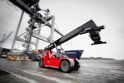 Kalmar wins large order for 34 reachstackers from European ro-ro operator C.RO Ports SA