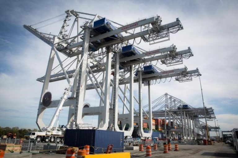First of four new cranes starts work at Port of Savannah