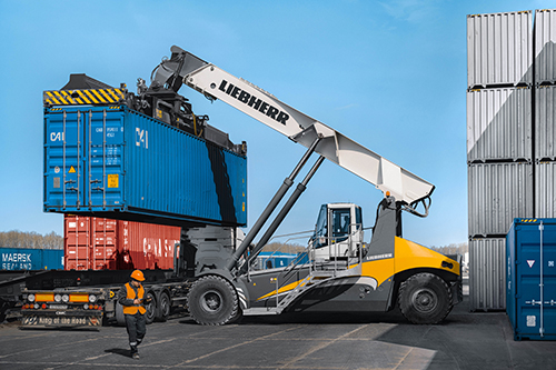 Liebherr reachstacker for Freight Village Kaluga