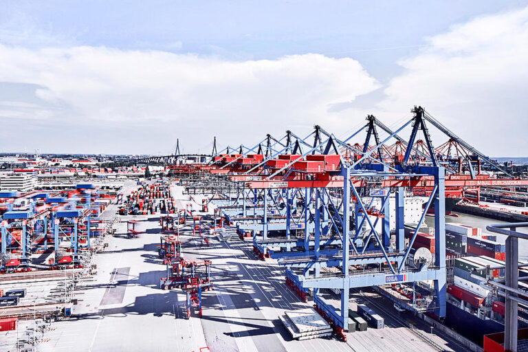 Climate-friendly logistics with HHLA Pure: expansion of the network