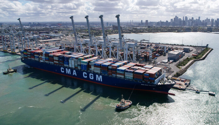 Melbournes VICT welcomes the largest container vessel ever to dock in Australia