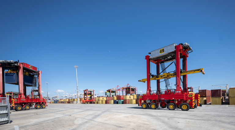 Kalmar secures significant order from Patrick Terminals for its automated straddle carrier solution